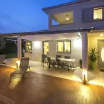 Villa Family Paris