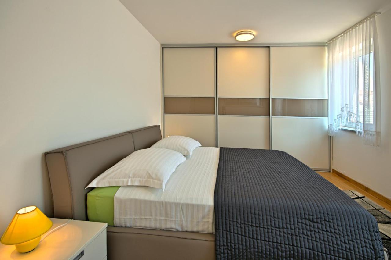 Family Paris Villa Umag